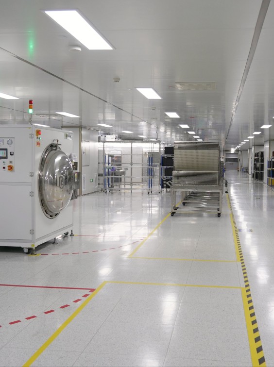 适用于铁路控制台系统的可靠触摸显示屏